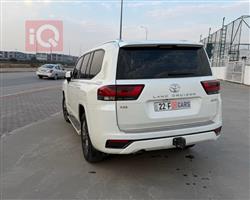 تويوتا لاندكروزر